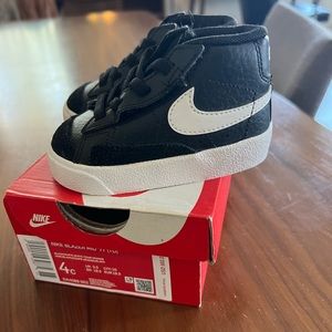 Toddle Nike Blazers Size 4c